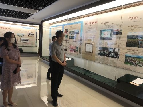 百年风华正茂，科技正当其时——珠海市科技创新局参观主题档案文献展，汲取智慧力量